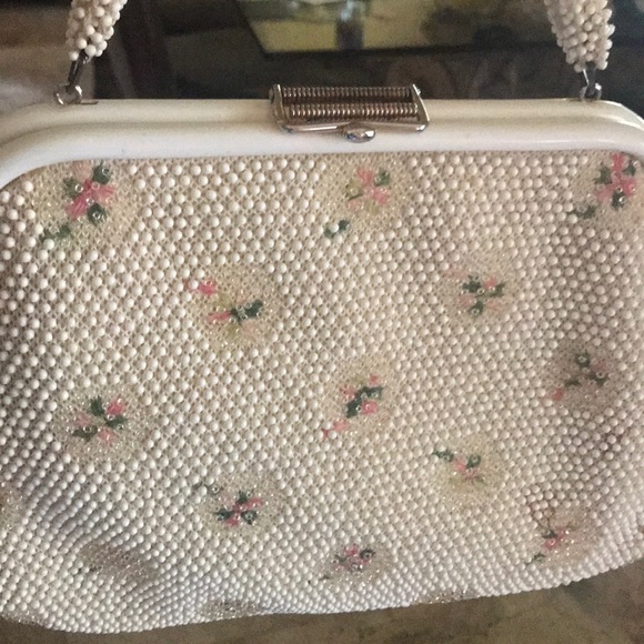Vintage purse beaded interior & exterior - Picture 4 of 8